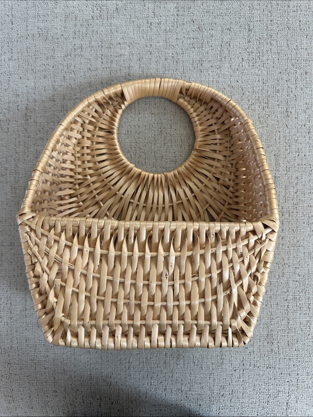 Vintage Mid-Century Rattan Hanging Wall Basket Large O-Ring Handle Pocket Plante